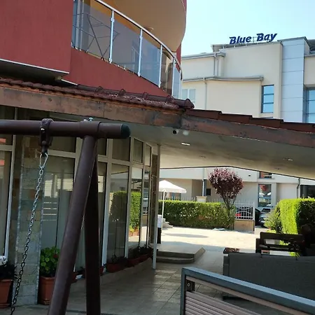 فندق Sunny Flower Family 3*