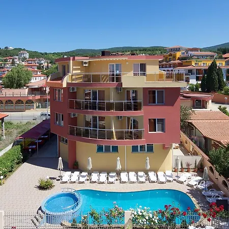 Sunny Flower Family 3* Slantschew brjag