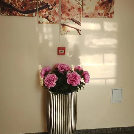 Хотел Sunny Flower Family Слънчев бряг