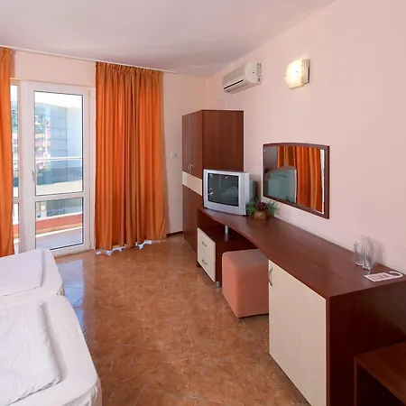 Sunny Flower Family 3* סאני ביץ'